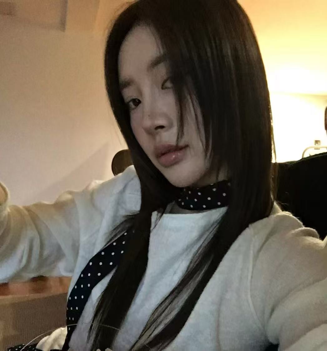 米兰02年留学生浅浅